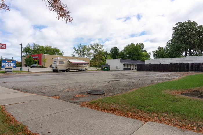 Best Motel - Real Estate Photo